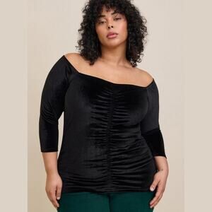 Torrid Stretch Velvet Shirred Front Off The Shoulder Top Size 2X NWT